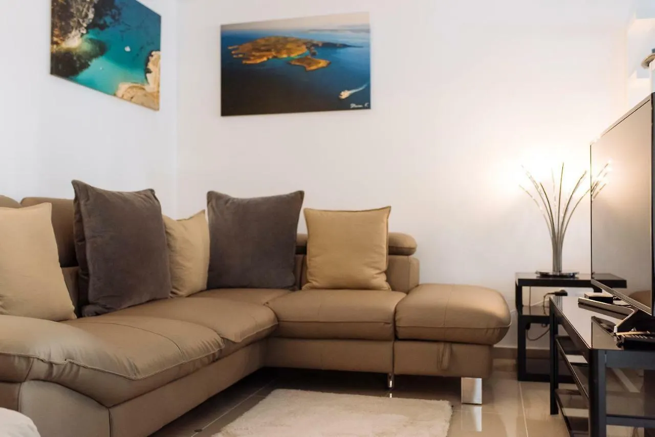 Luxury Flat 8 Near Metro Daire Bükreş Romanya