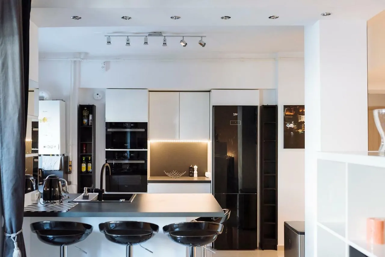 Appartamento Luxury Flat 8 Near Metro Bucarest